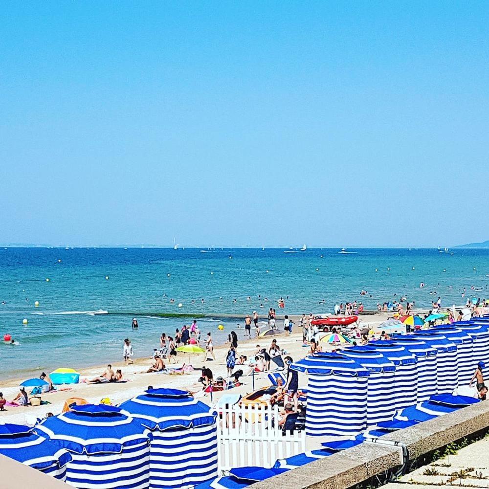 "Magnifique 2 Pieces " 150M Plages Et 500M Centre De كابورغ المظهر الخارجي الصورة